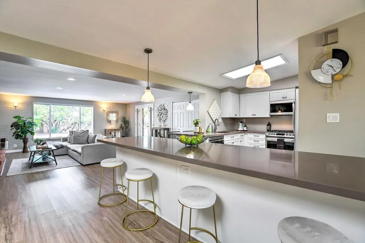 Phoenix Home With Pool And Foosball, 7 Mi To Downtown 0*,  United States